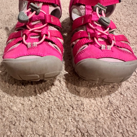 Little Kids' Keen Seacamp II CNX Sz 3 Very Berry / Dawn Pink Sz 1 Barely Worn - Picture 6 of 16